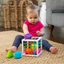 Bebe Brincando Com O Cubo Baby Magico